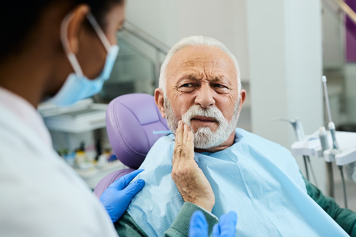 4 Common Dental Problems in Older Adults